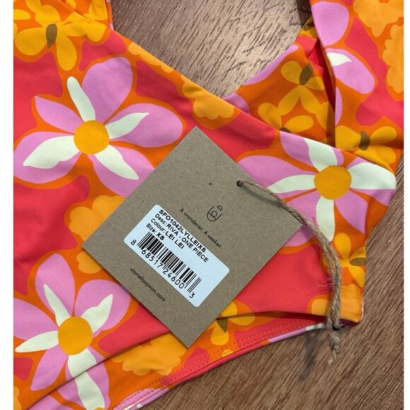 NWT Stone Fox Swim Riva One Piece Swimsuit - Lei Lei Print Size XS - Picture 4 of 7